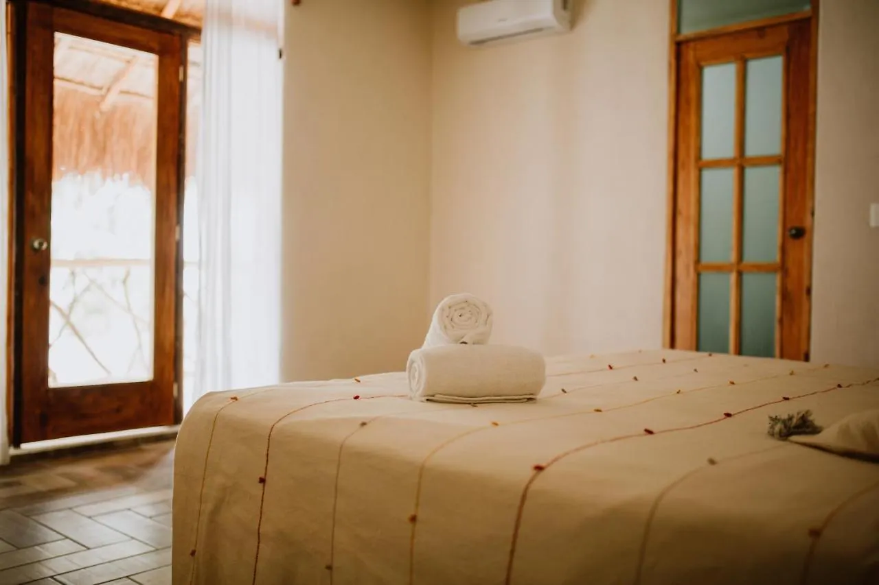 Xiknal Cozumel Hotel 2*,